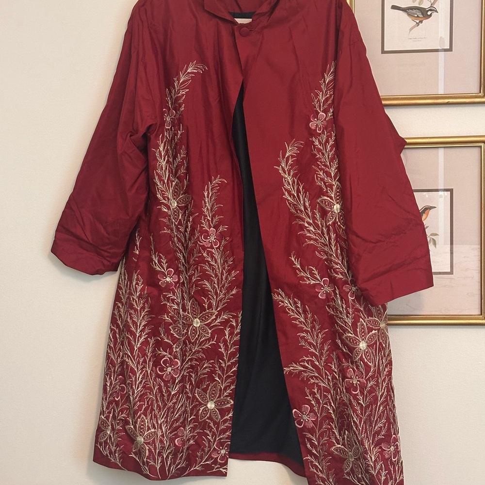 ESKANDAR Red Floral Embroidered Silk Coat - Picture 2 of 9